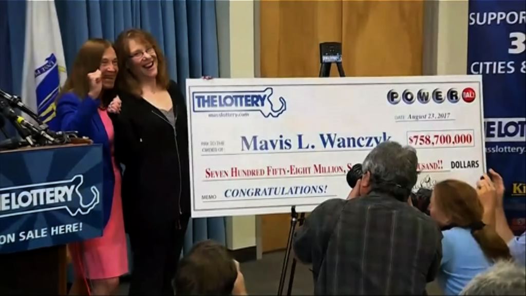 美國女子一注獨得強力球巨獎