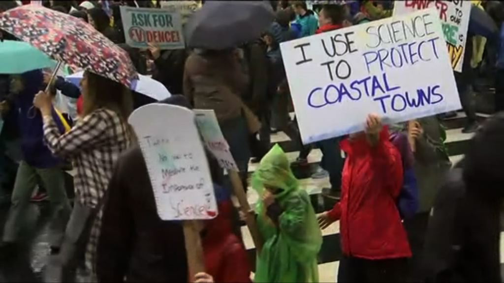 華盛頓有示威促特朗普承認氣候變化