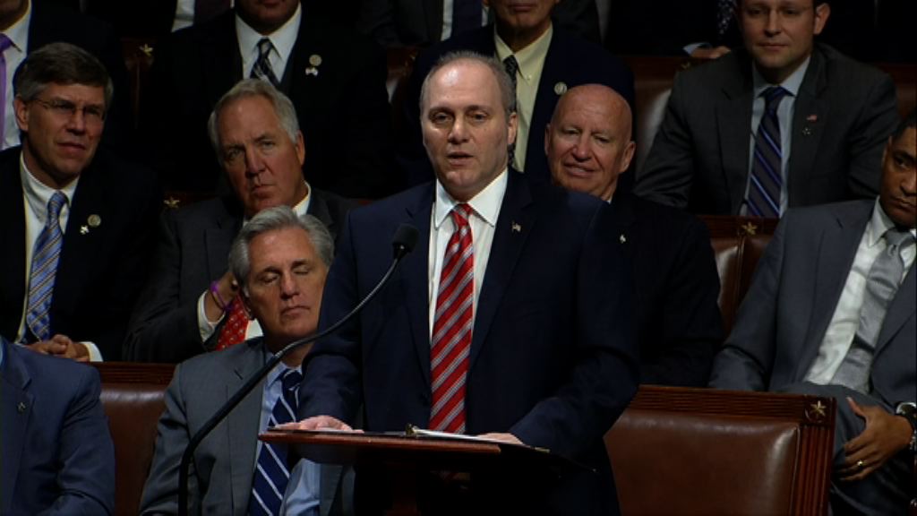 共和黨斯卡利斯槍傷康復重回眾議院出席會議