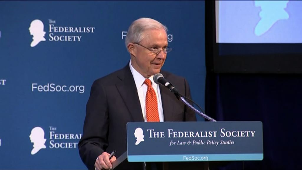 塞申斯月底再到國會就通俄門作供