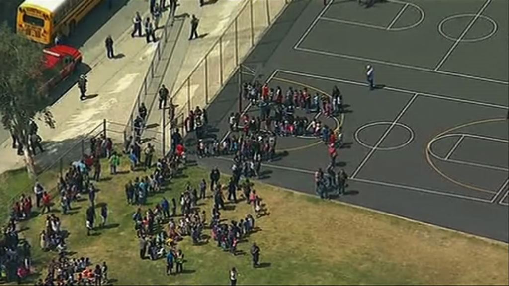 加州一小學槍擊案兩死兩傷