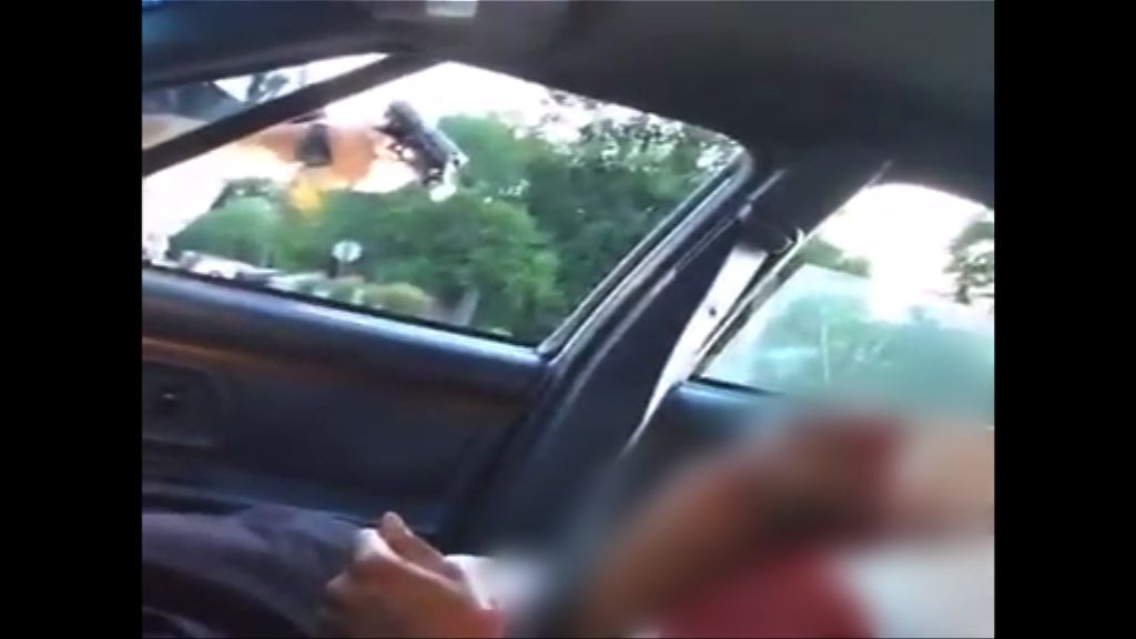 美國連續兩天有黑人遭警員擊斃