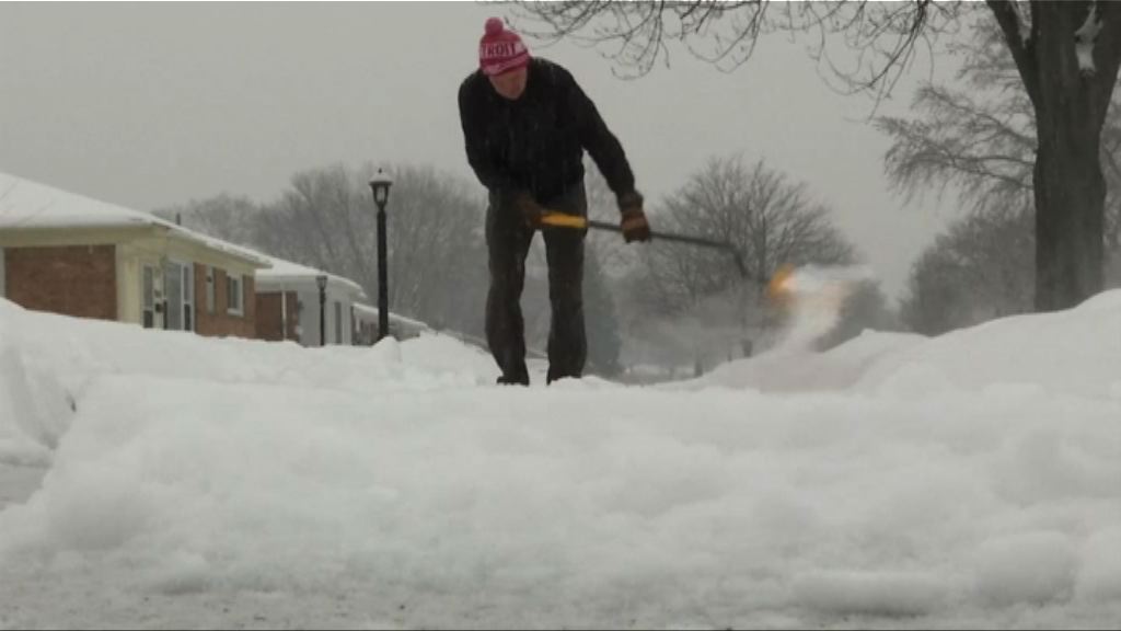 美中北部遭暴風雪　部分地區或有逾36厘米厚積雪