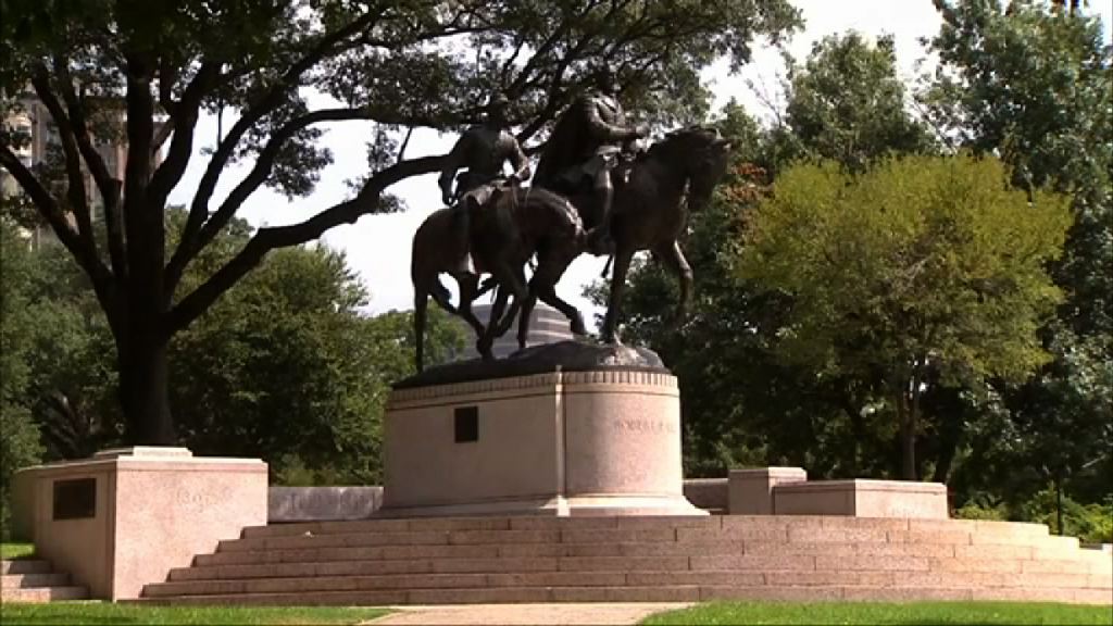 特朗普不認同拆南方聯軍司令雕像