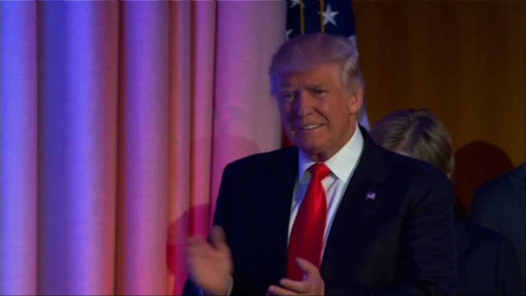 特朗普上任前夕支持度只有四成