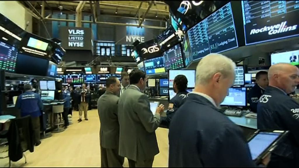 美國零售銷售遜預期　美股三大指數仍破頂