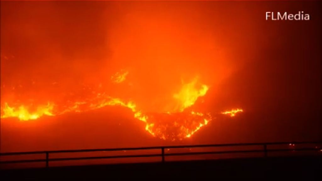 美國加州山火封閉主要公路