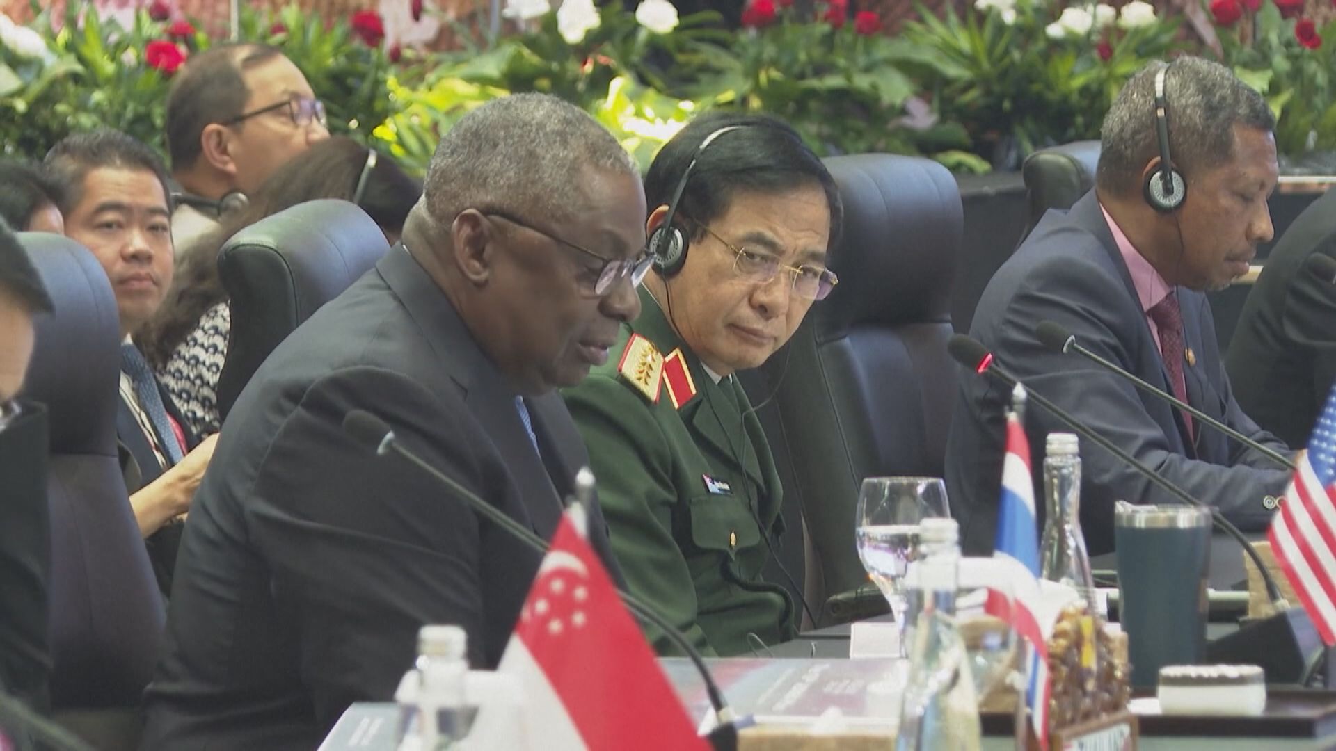 奧斯汀對美中恢復軍事對話感到鼓舞