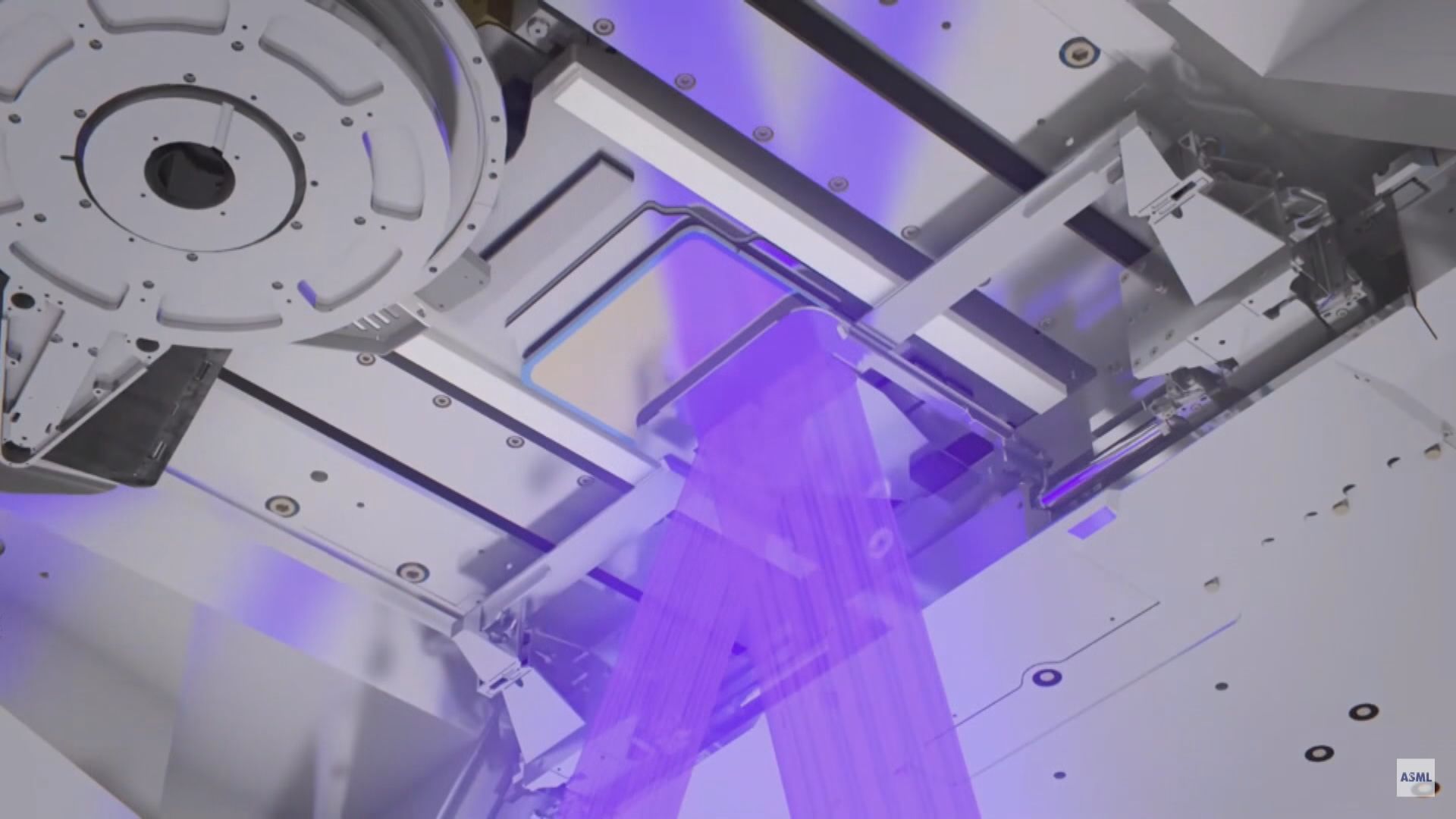 報道指美國與日本荷蘭就限制半導體製造設備出口中國達成協議