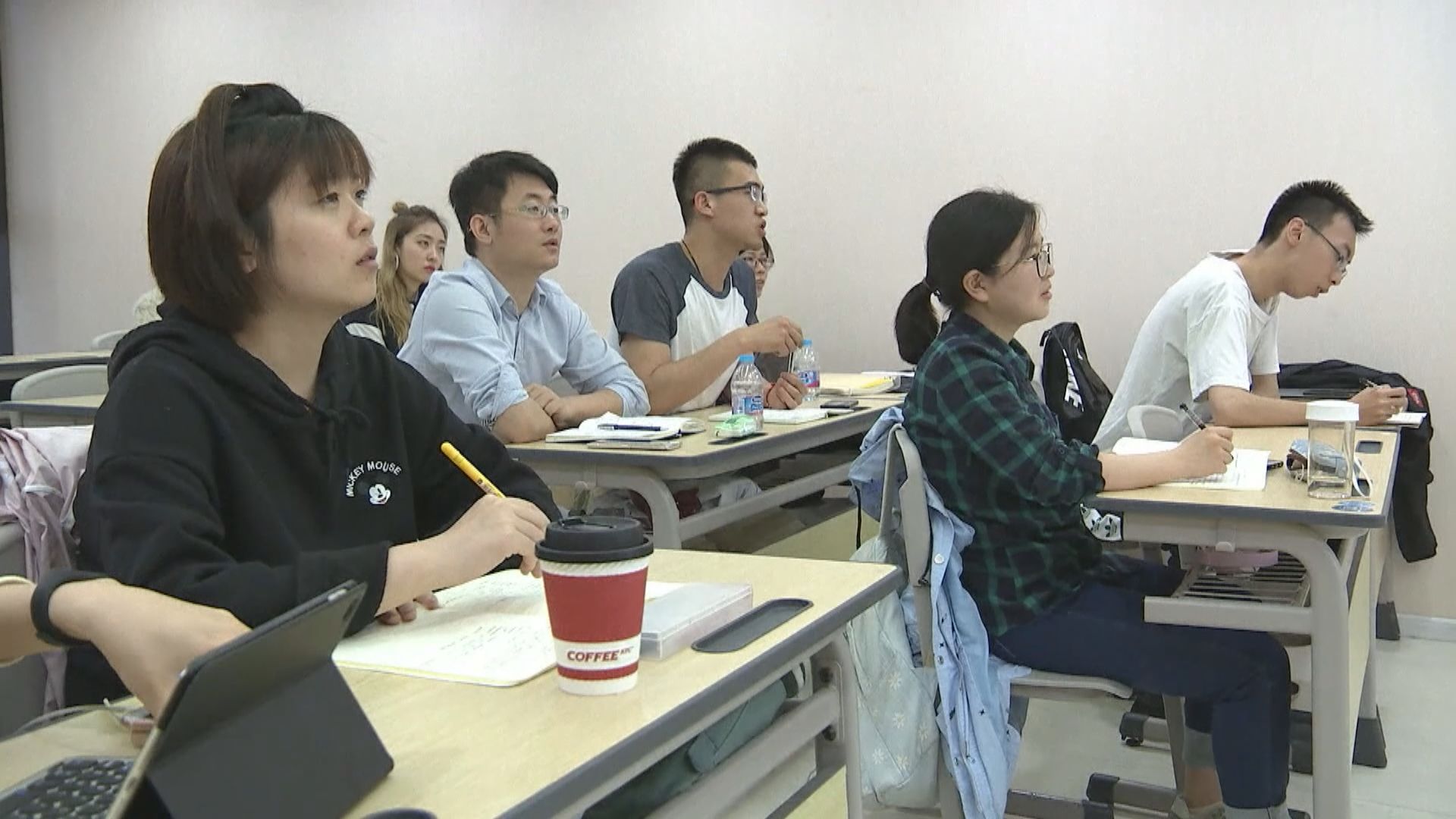 美國或加強審查中國留學生