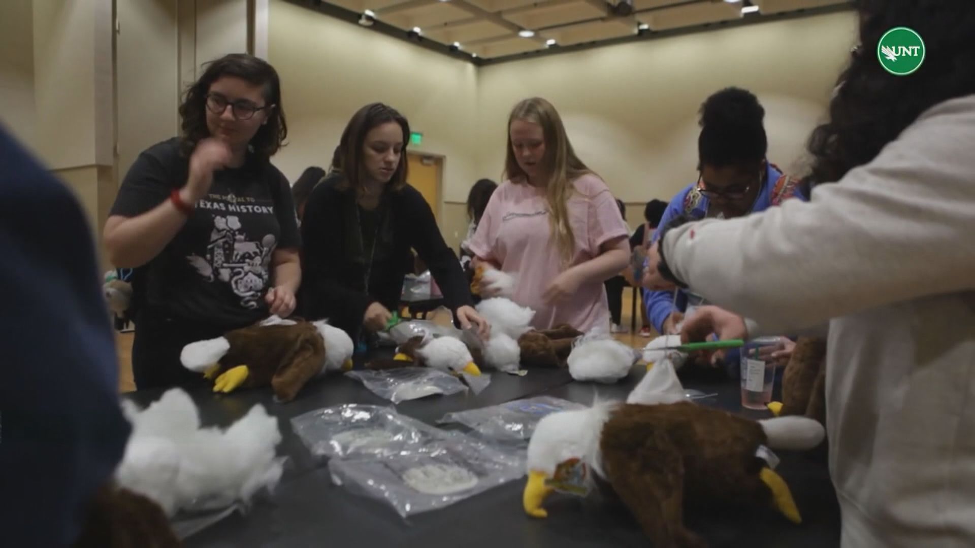 美大學驅逐至少十五名中國公費留學生