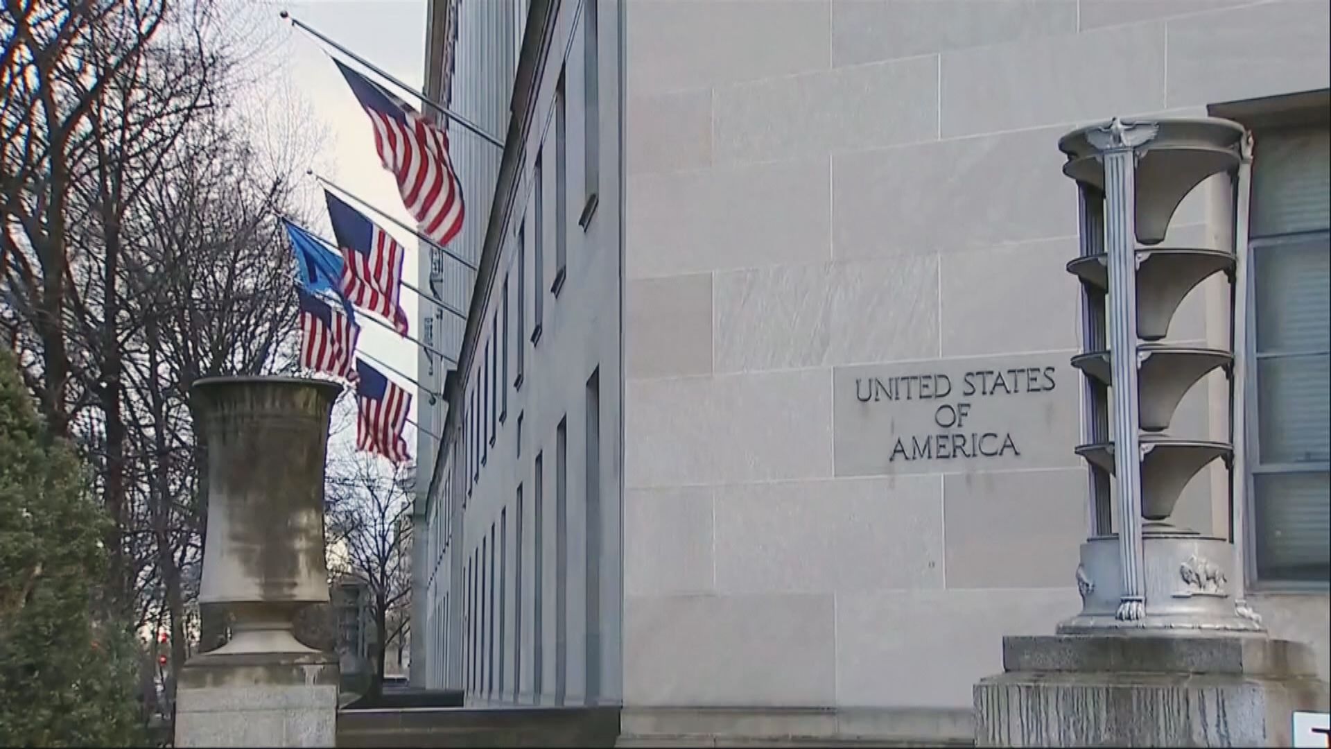 聯邦調查局調查多名持簽證入境人士涉隱瞞解放軍聯繫