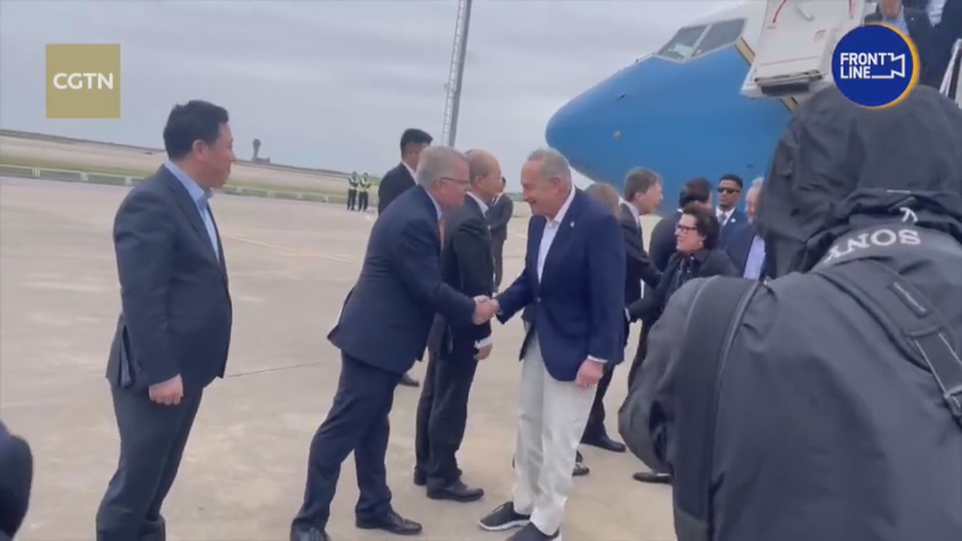 美參議院多數黨領袖舒默率跨黨派代表團訪華