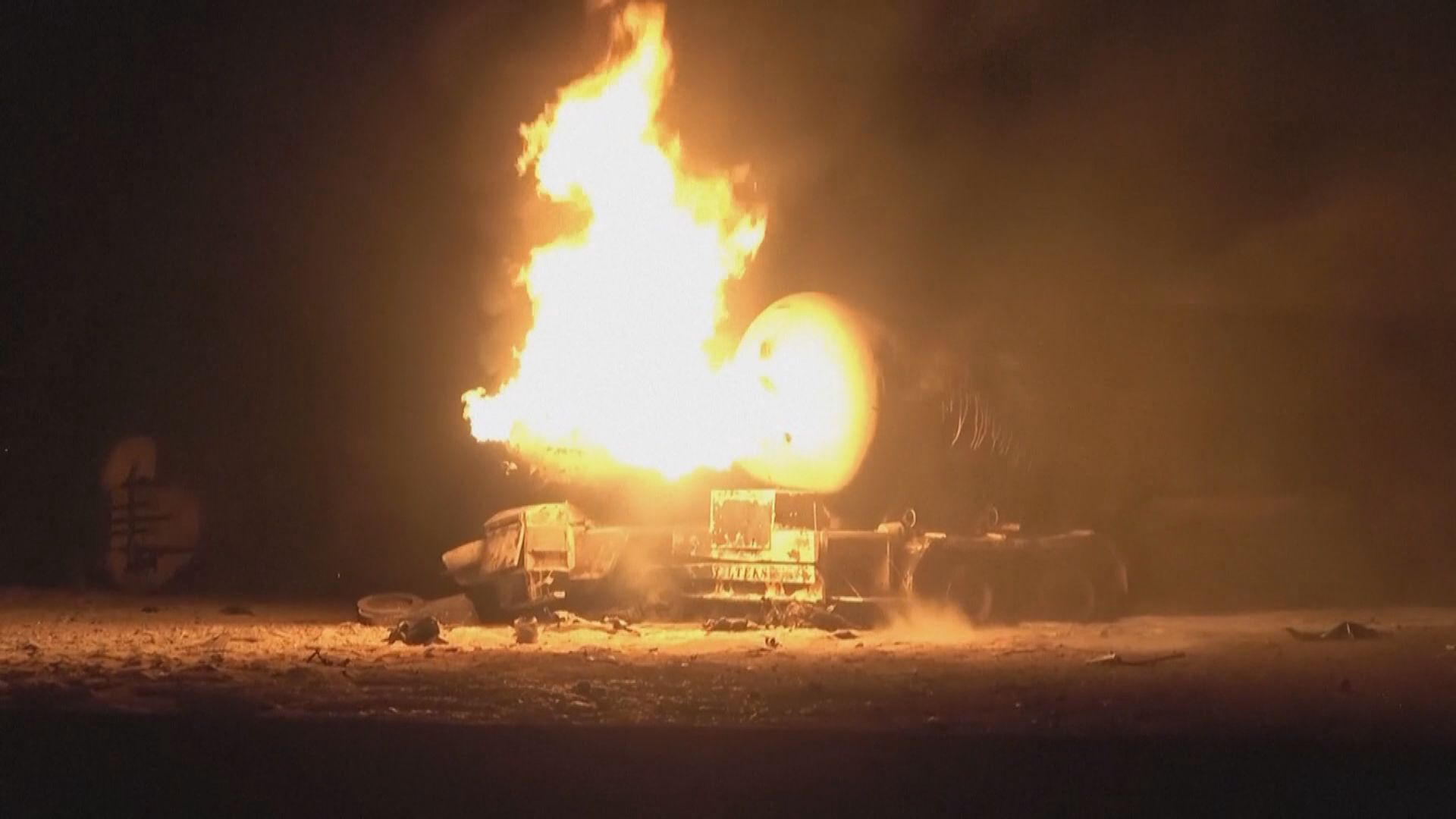 美軍空襲也門西部港口　至少58死126傷