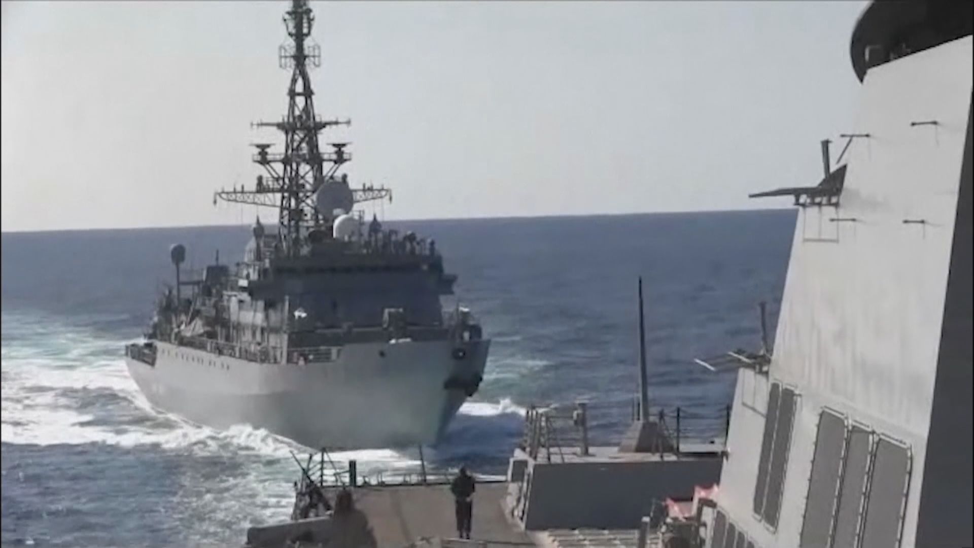 俄羅斯否認美艦遭俄艦迫近