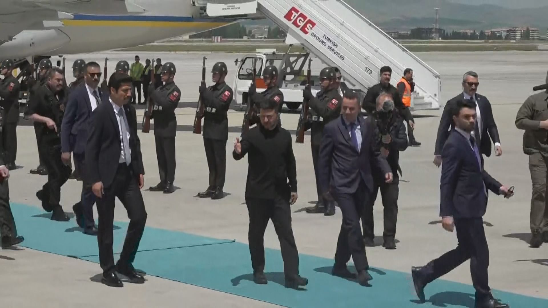 澤連斯基飛抵土耳其　將會晤埃爾多安