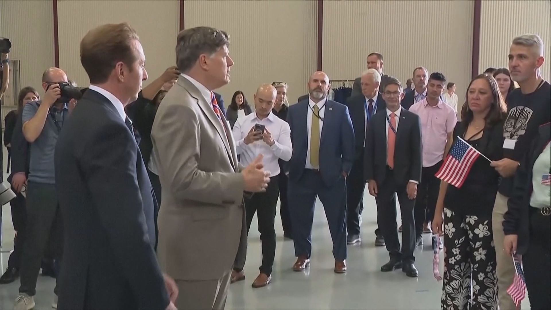 美國准南非白人以難民身份入境　惹外界甚至南非人質疑