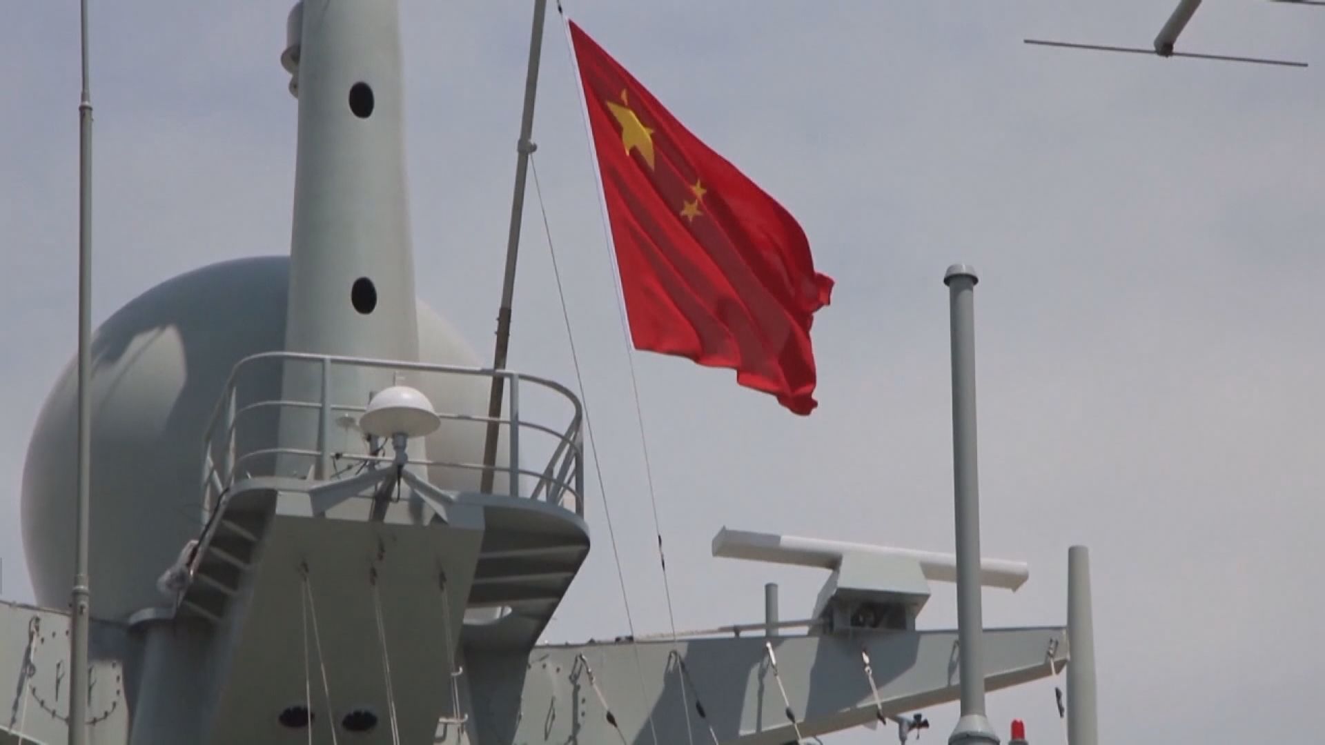 美軍導彈驅逐艦經過台海　解放軍海空兵力全程跟蹤監視