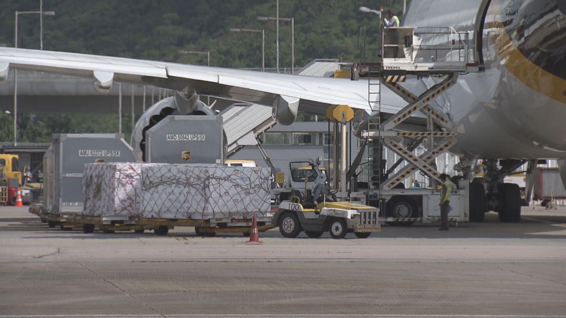 機管局規定所有特定群組員工9月底前須接種新冠疫苗 