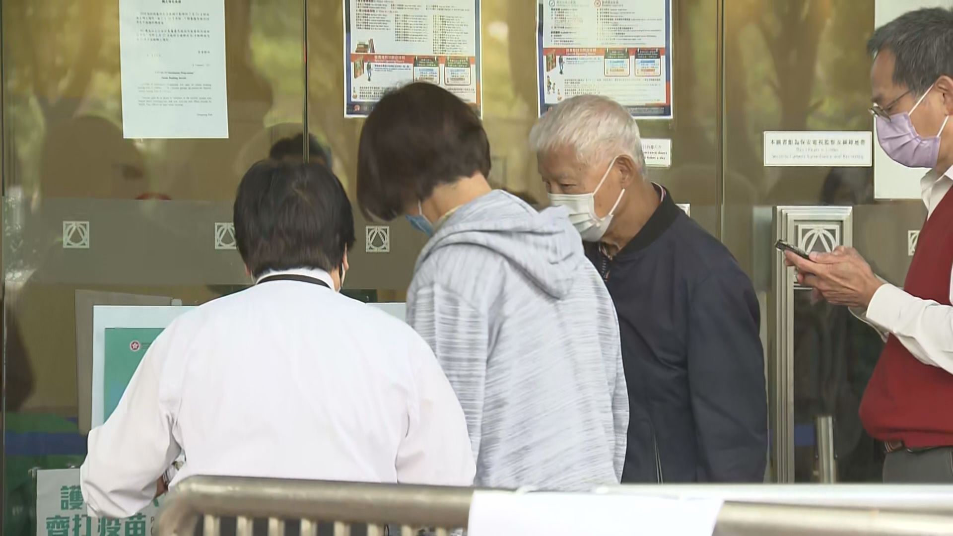 新一批疫苗接種名額開放預約　系統顯示要等一小時