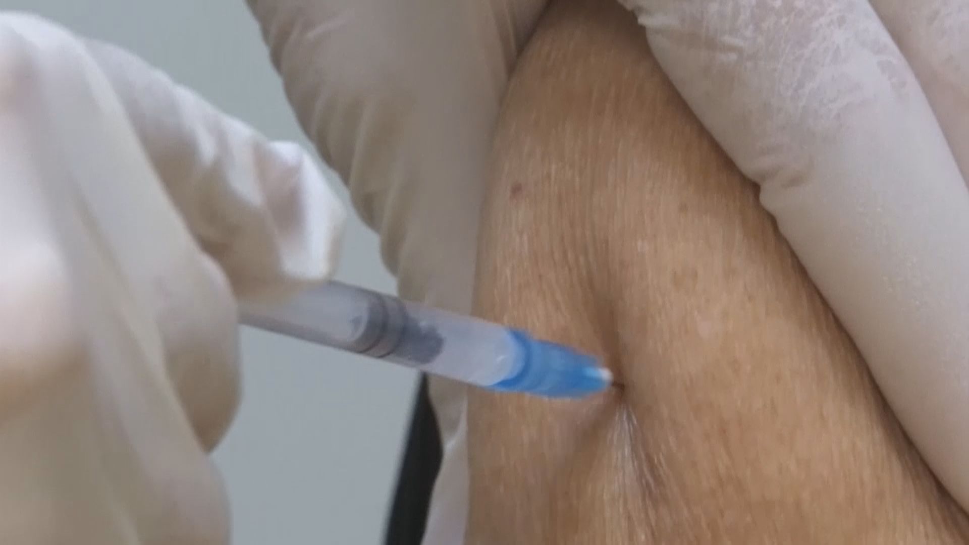 世衛促富裕國家暫停為民眾接種疫苗加強劑