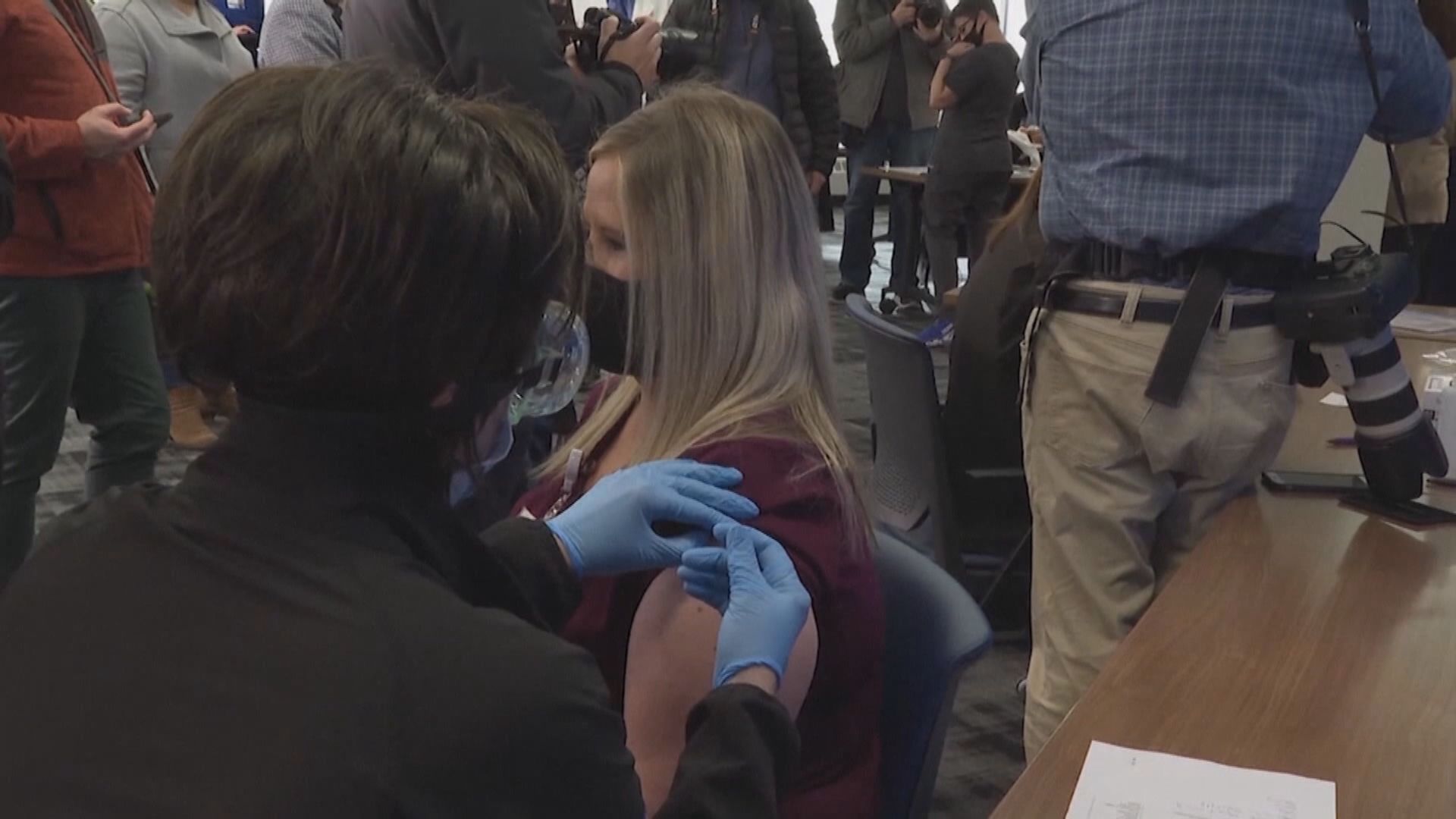 強生指接種加強劑可大幅增加抗體數量