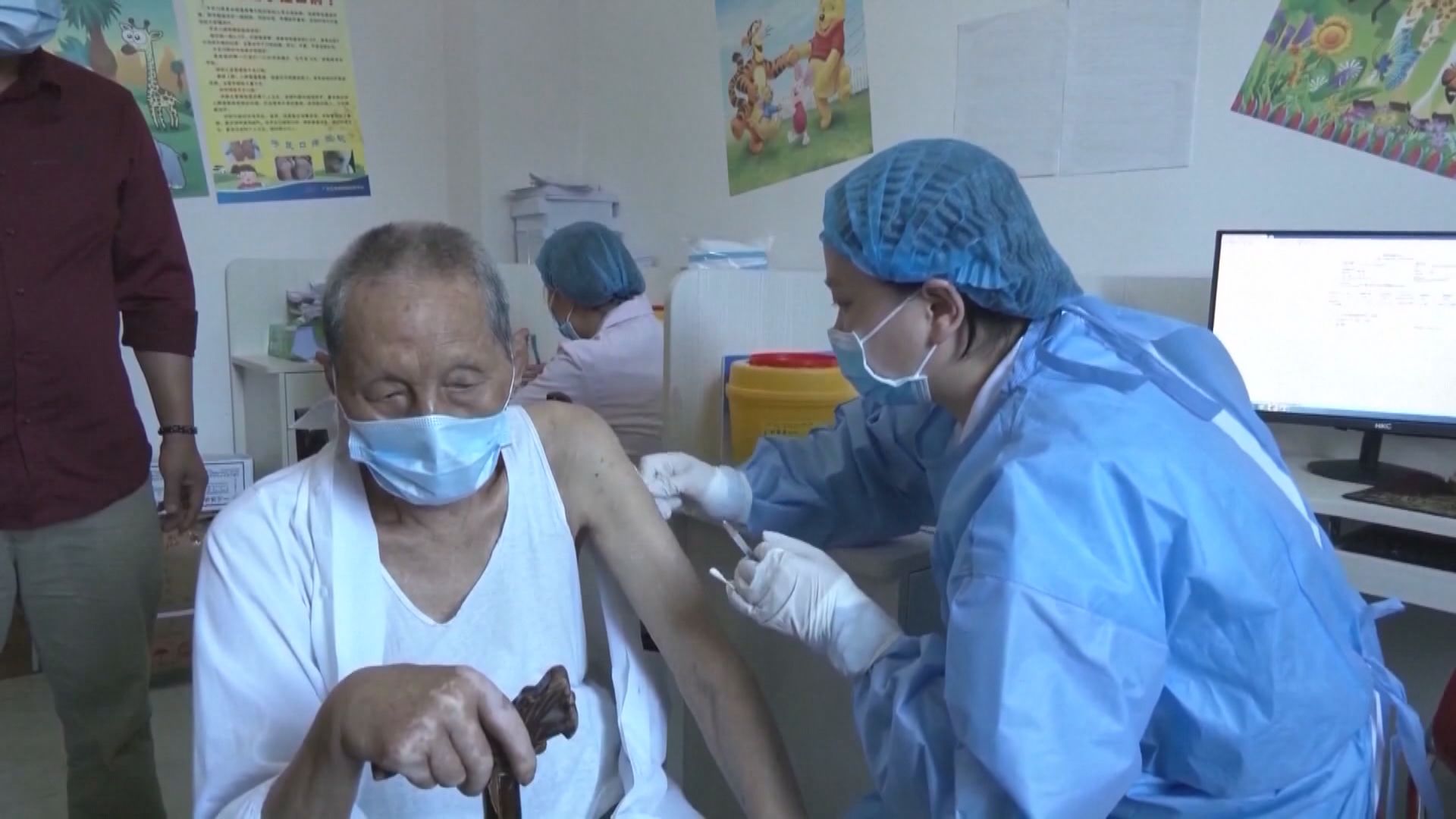 內地免疫專家：新冠疫苗加強針應選擇相同技術路線