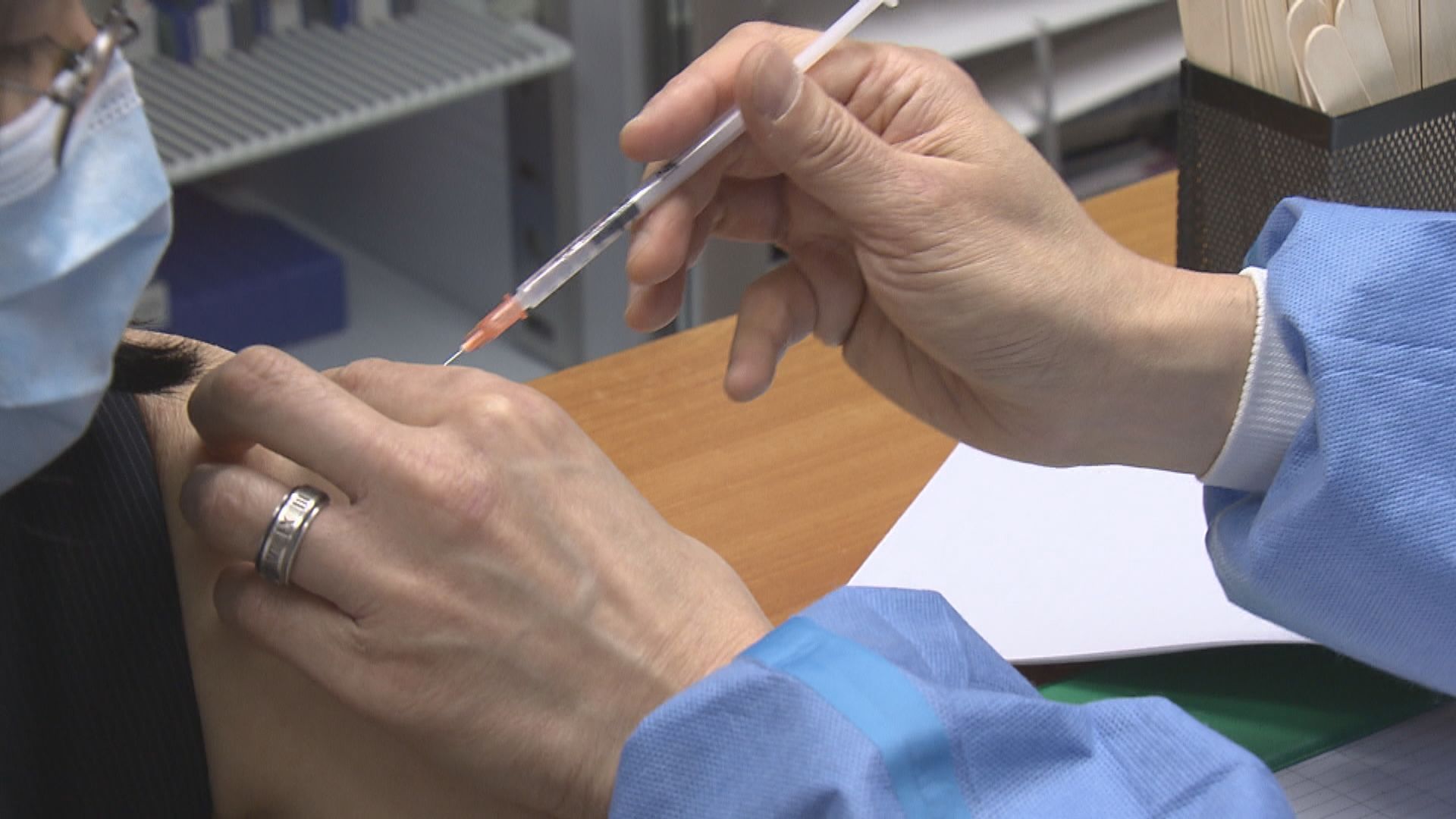 私家醫生為長者接種新冠疫苗每劑可獲額外資助50元