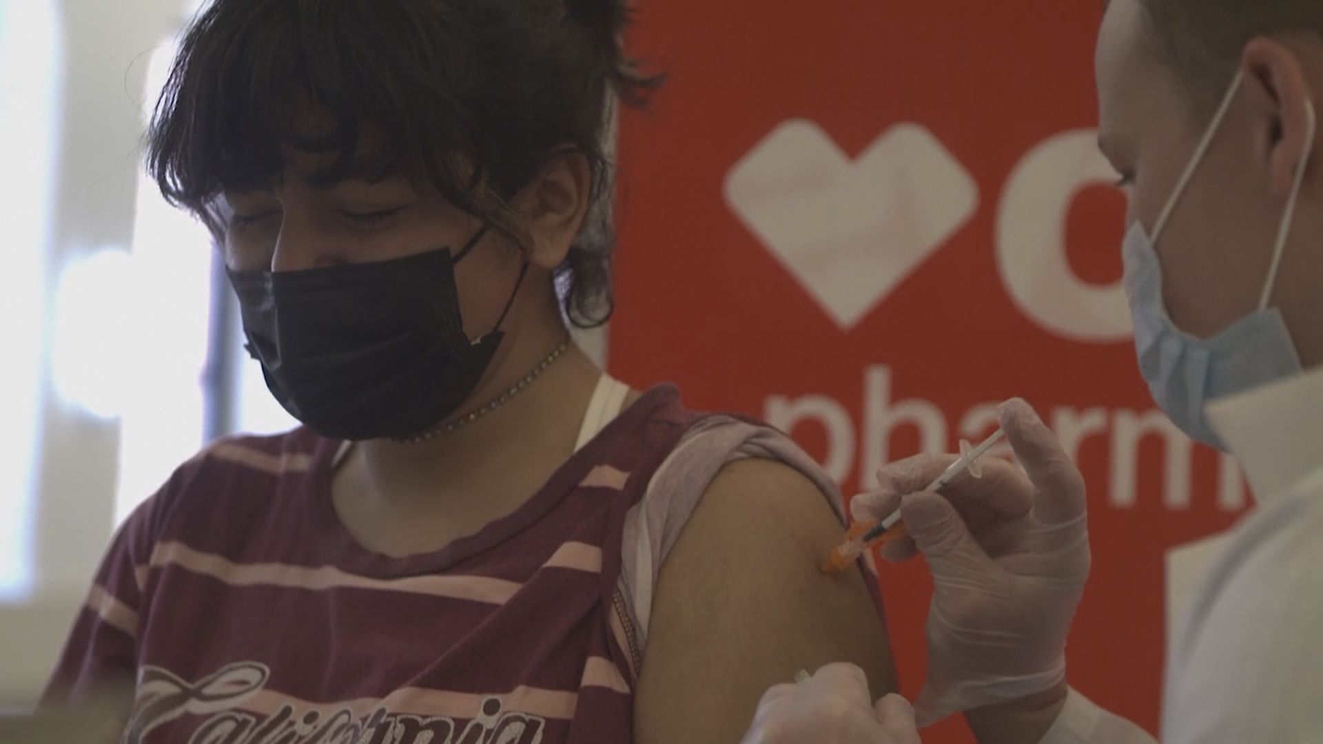 歐洲藥管局批准為青少年接種輝瑞新冠疫苗