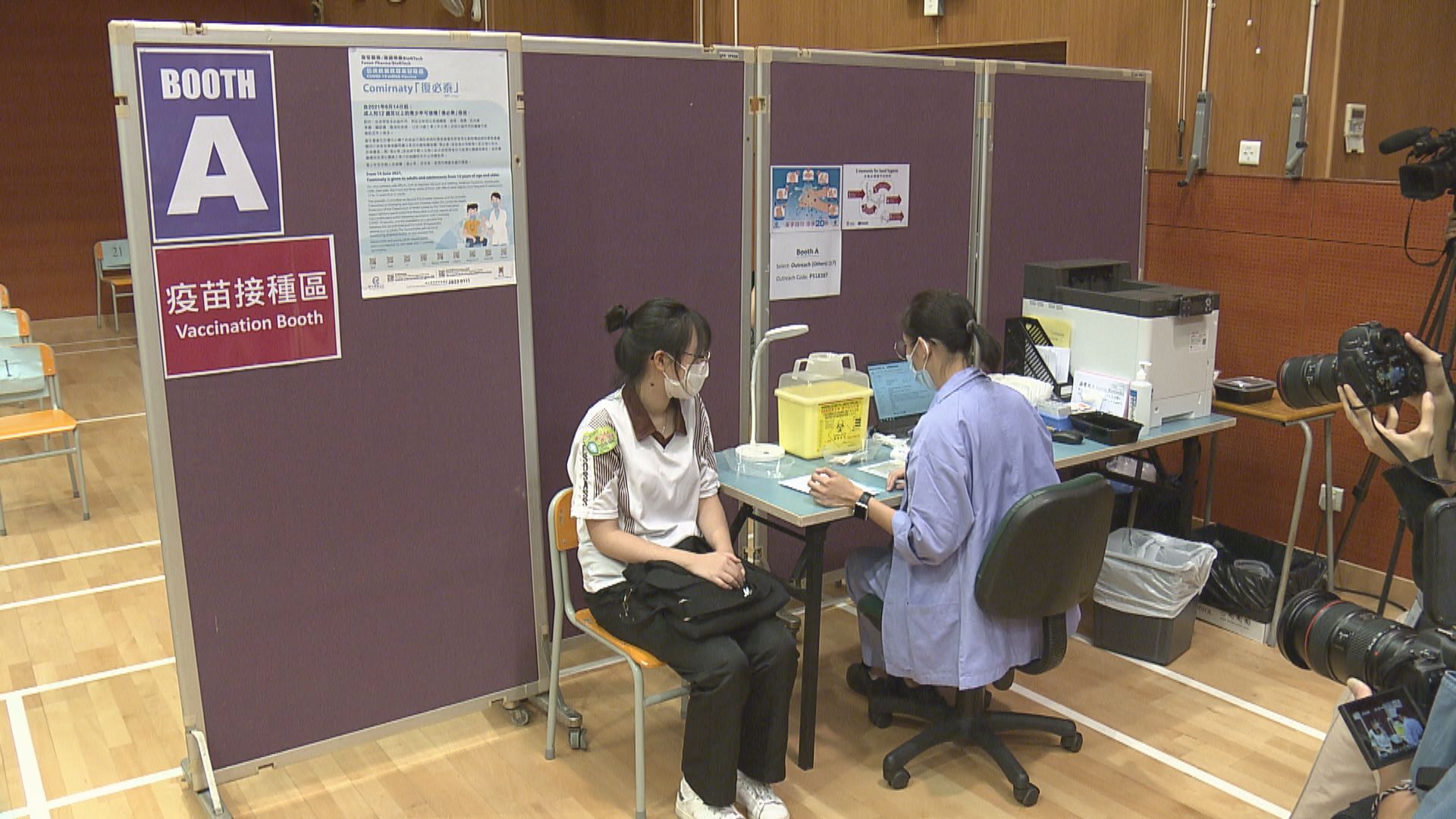 梁卓偉料四月疫情退卻　需提高兒童接種率