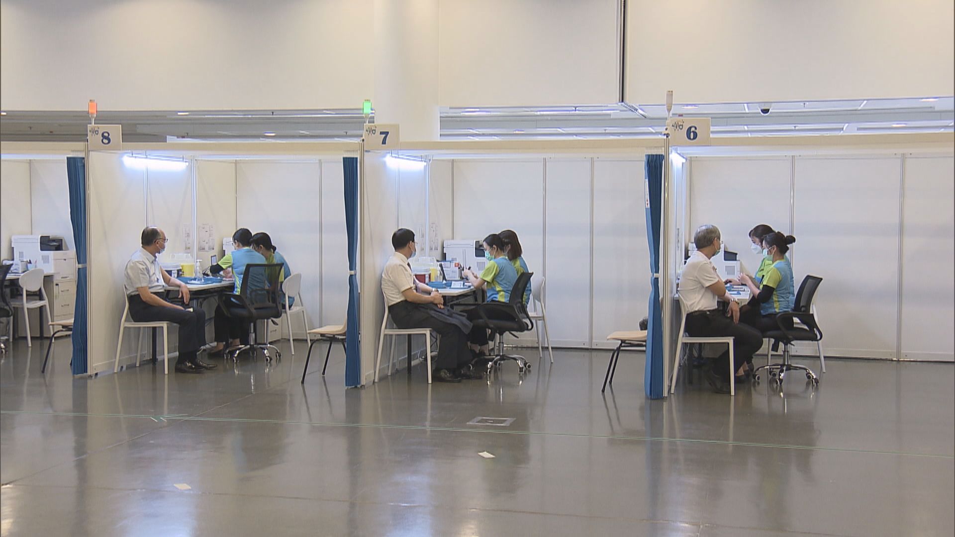 政府前線人員月底起可接種疫苗　否則定期檢測