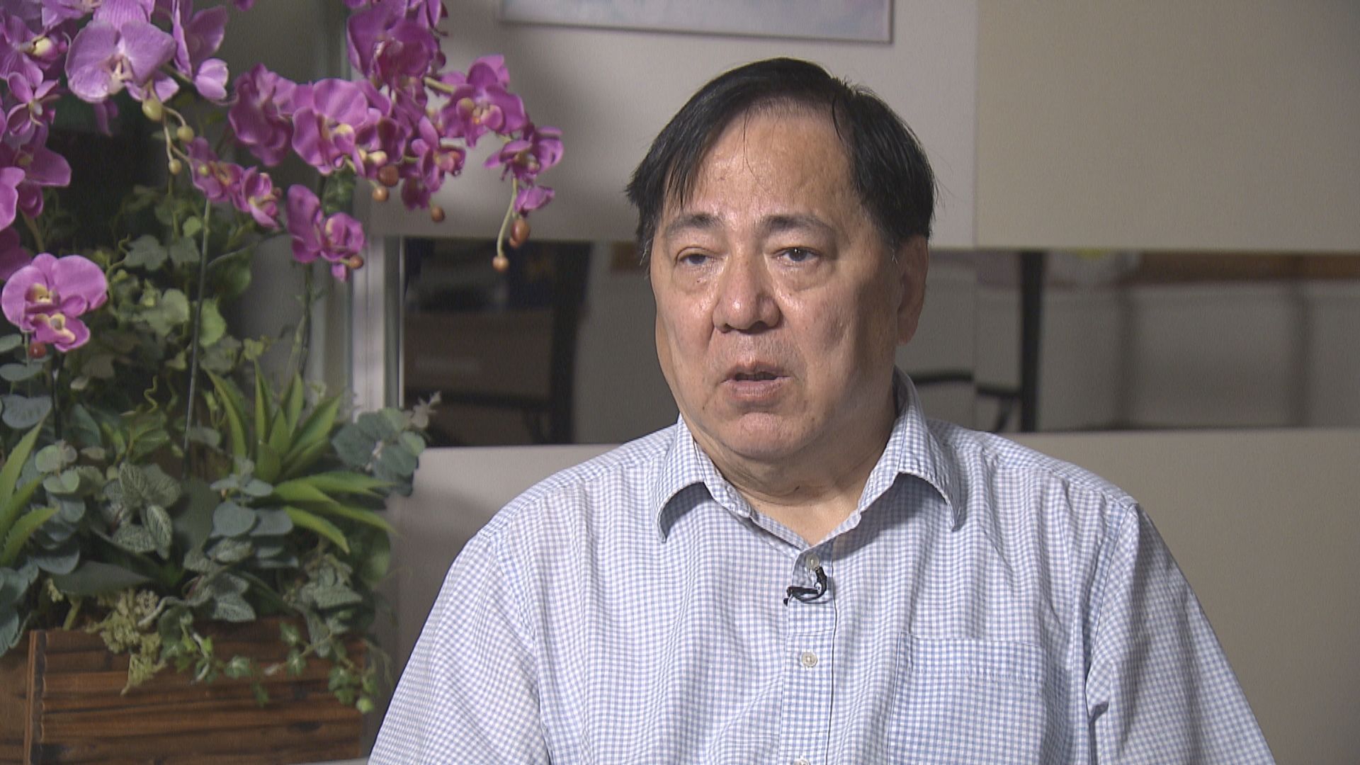 前線公務員可接種疫苗取代定期檢測　工會：安排欠誘因