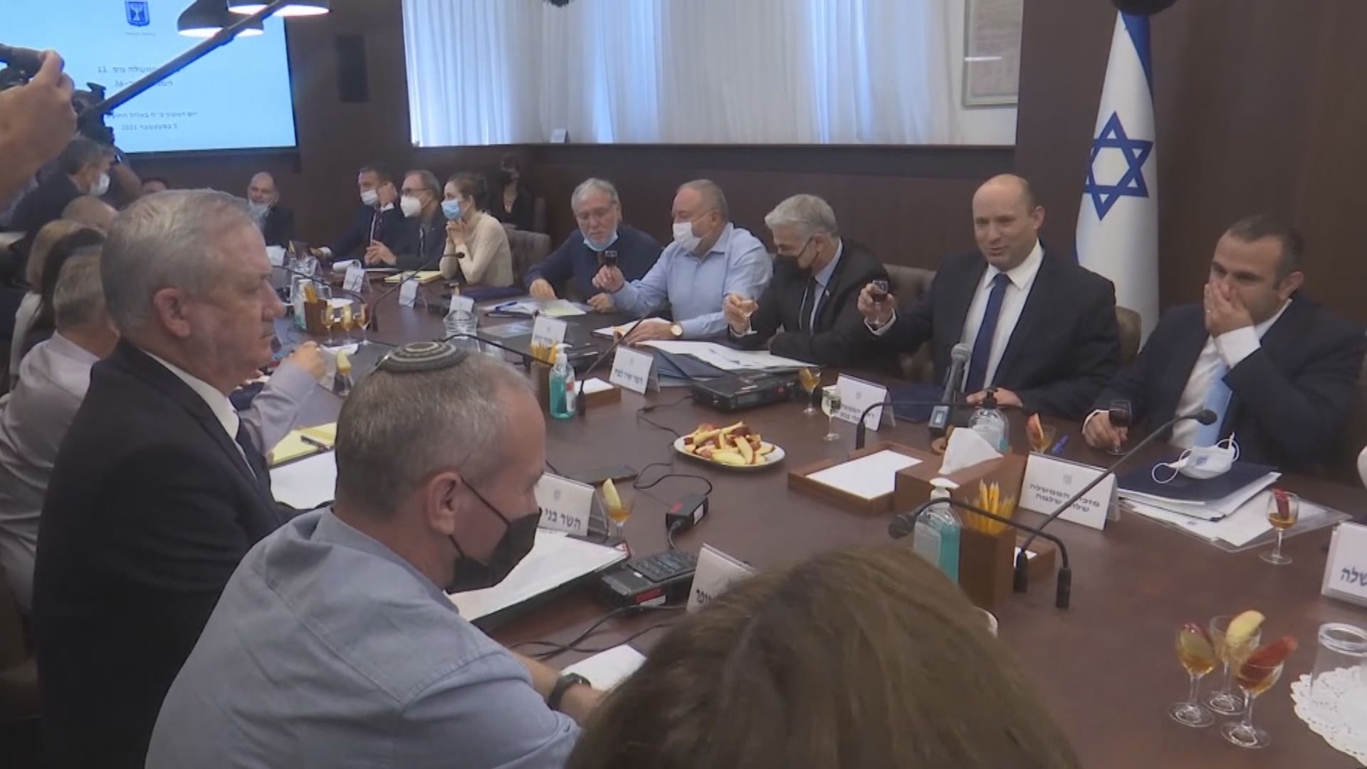 以色列總理指加強劑計劃助國家避免再次封城