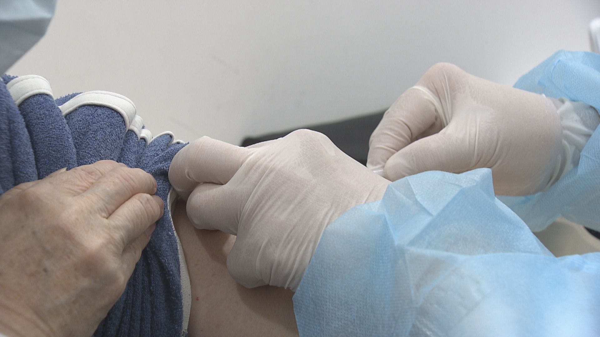 科學委員會建議先為12至17歲青少年接種科興疫苗