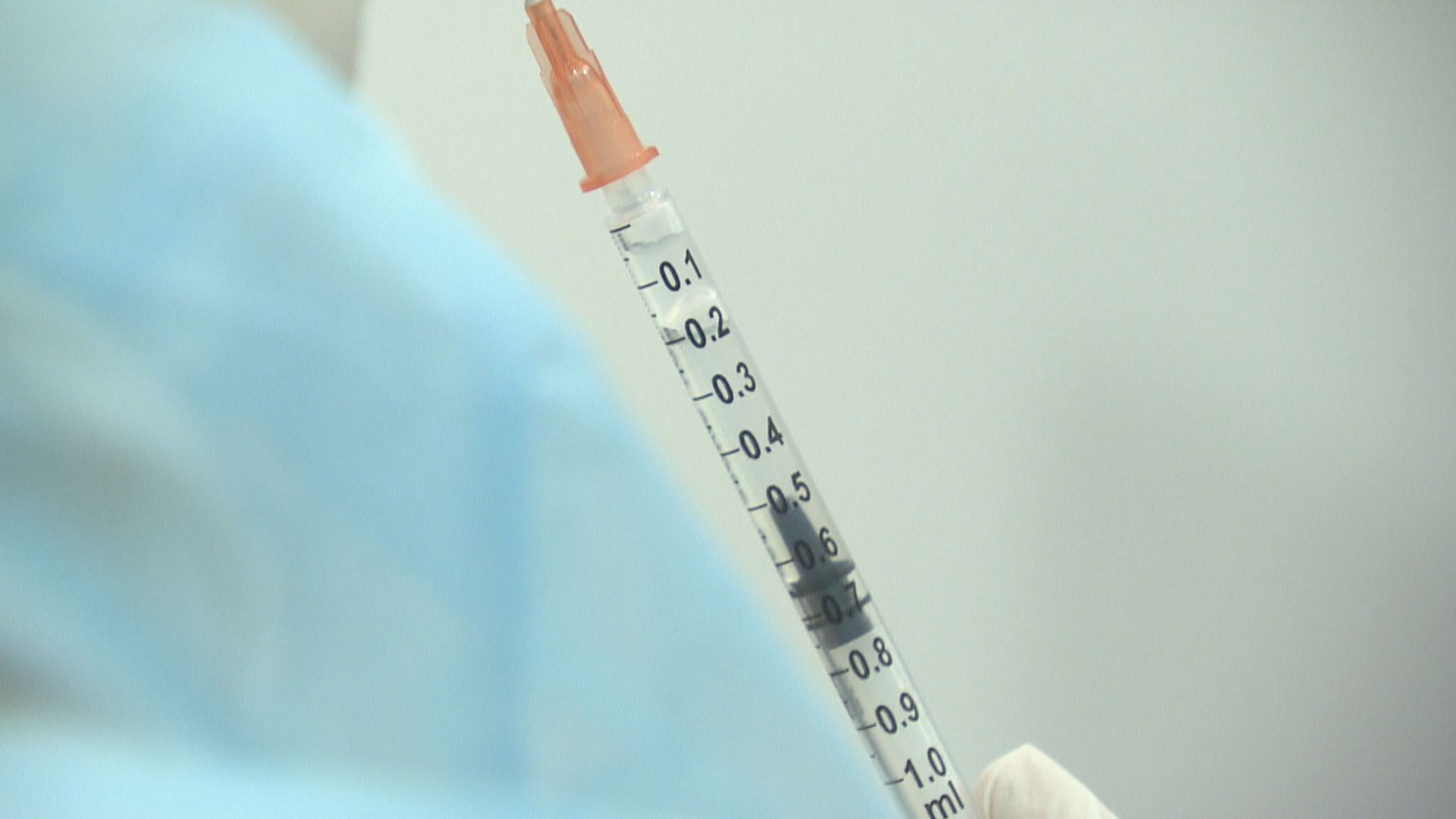 聶德權希望公務員盡快主動接種新冠疫苗