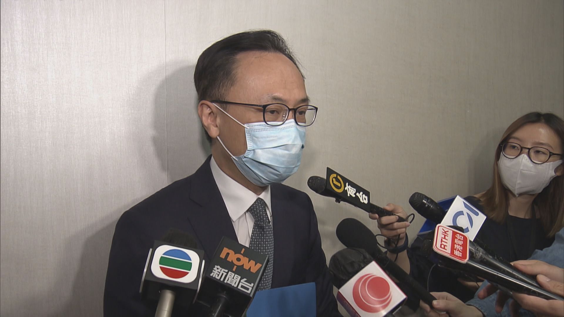 聶德權：專家下周開會審視新冠疫苗第三針數據再作建議