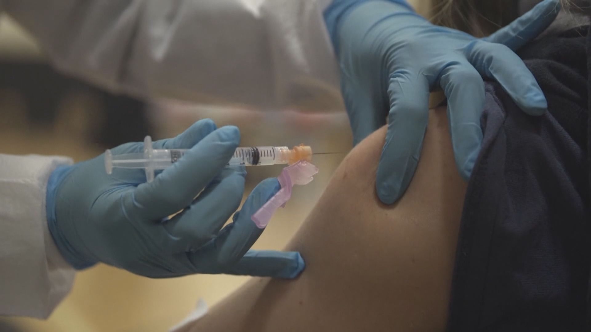 美國食藥局降低輝瑞疫苗適用年齡至12至15歲