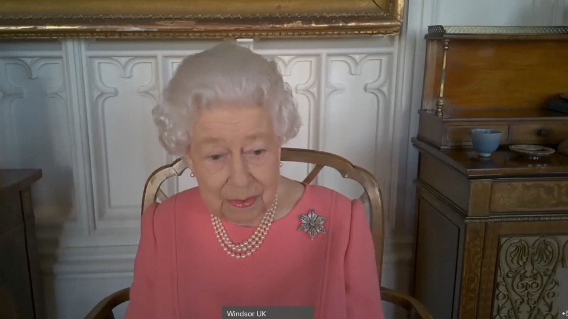 英女王籲民眾接種新冠疫苗