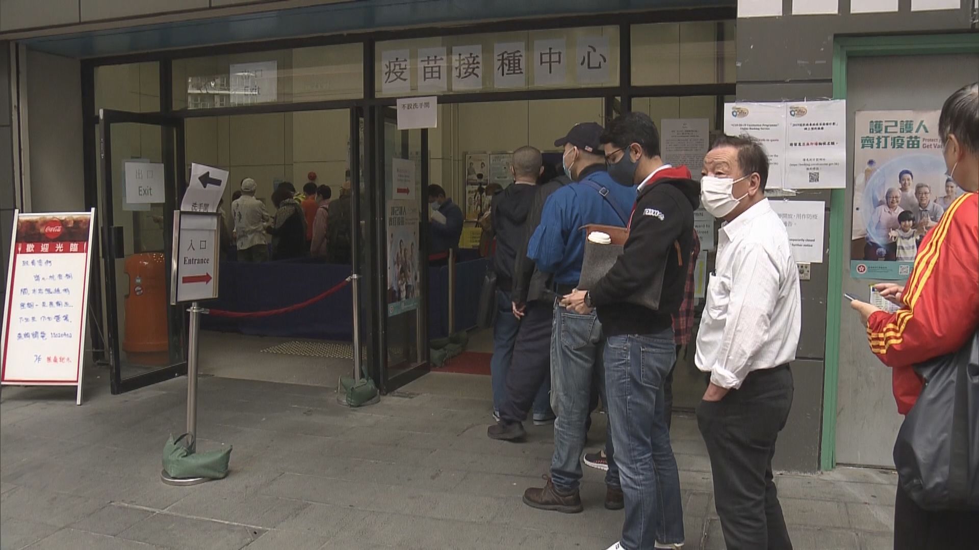 前醫管局主席梁智鴻冀市民勿因死亡個案影響對疫苗信心