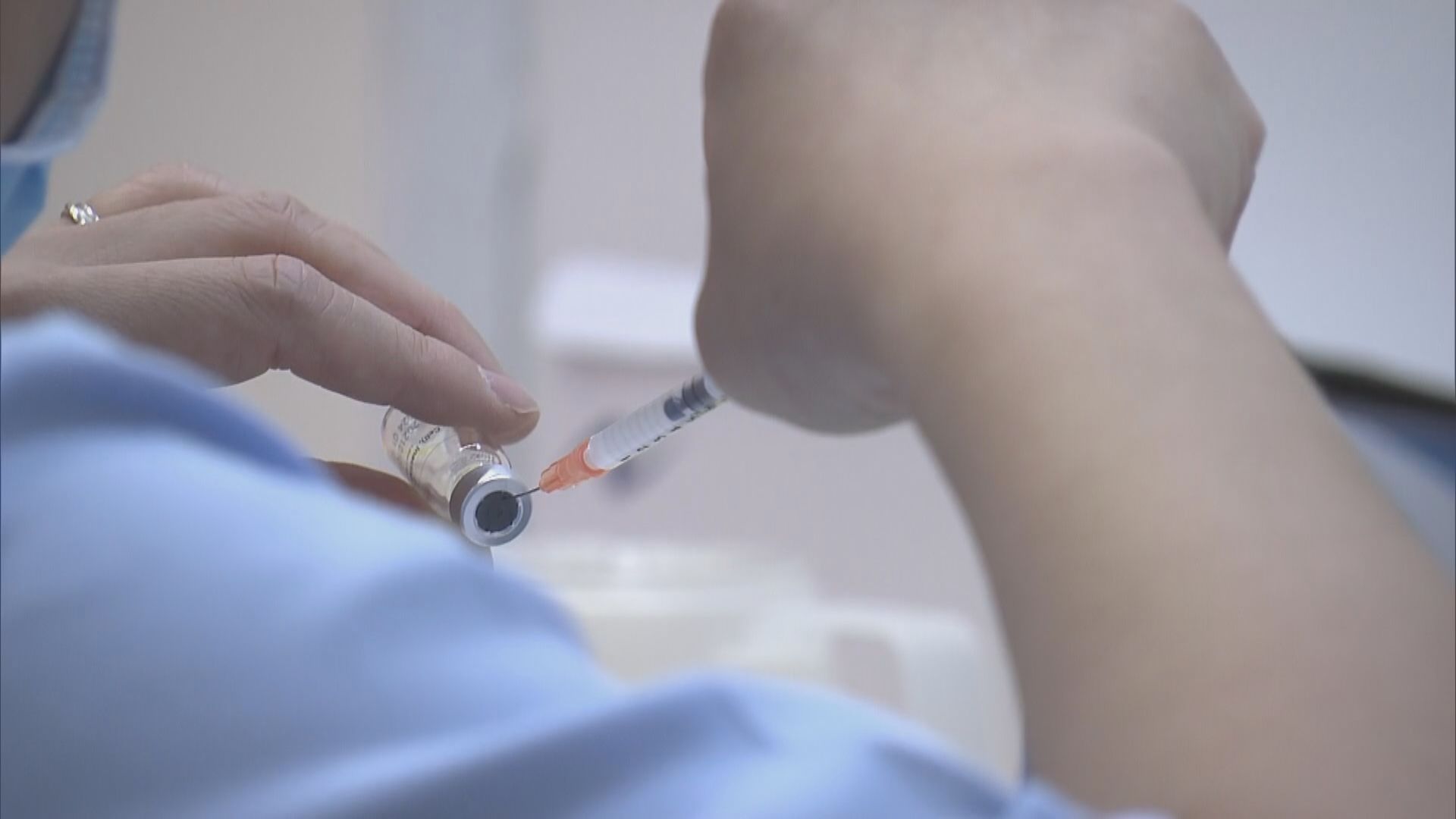 12人周四接種疫苗後不適送院