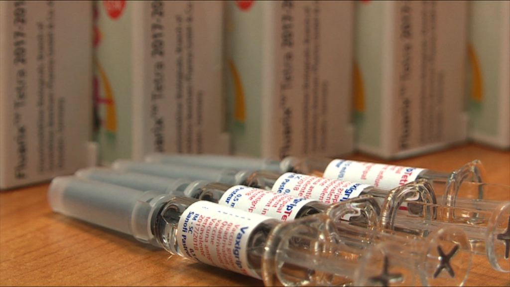 有議員指政府將設平台為小學配對醫生打疫苗