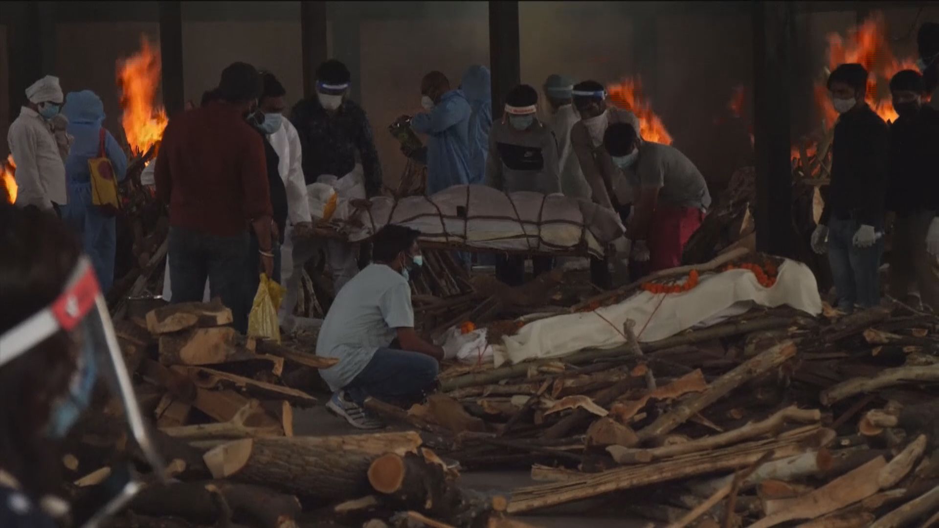 印官員被指忽視專家警告　未能遏止變種病毒肆虐