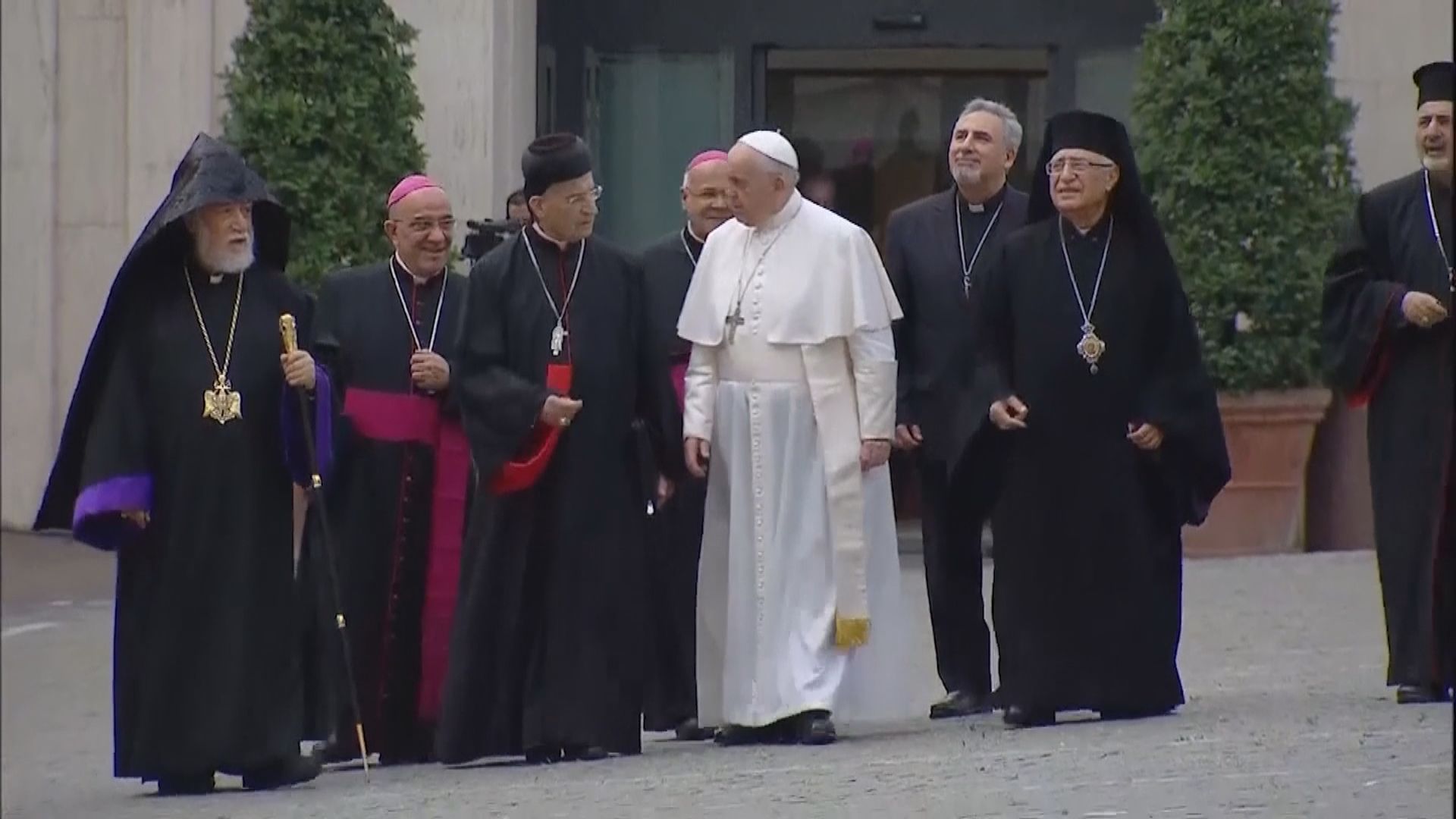 教宗接受結腸手術後已甦醒　料續留院休養一周