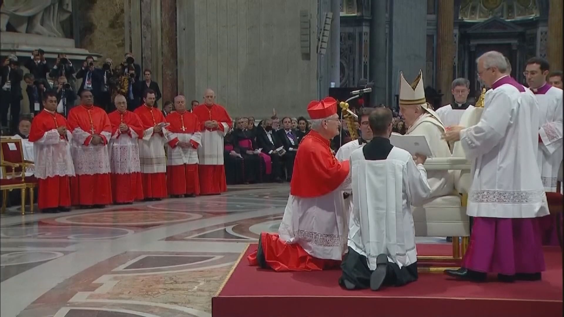 教宗方濟各主持儀式任命二十名新樞機