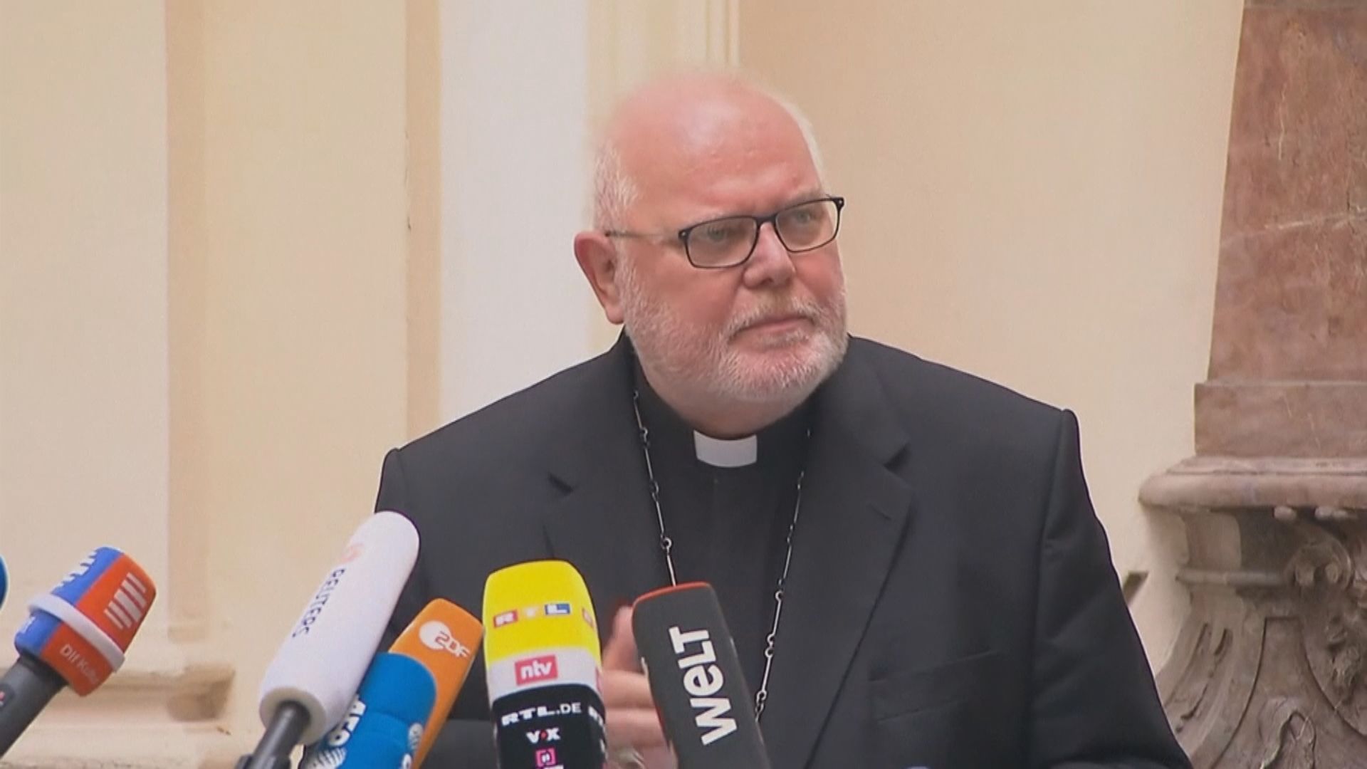 慕尼黑弗賴辛教區大主教馬克思請辭