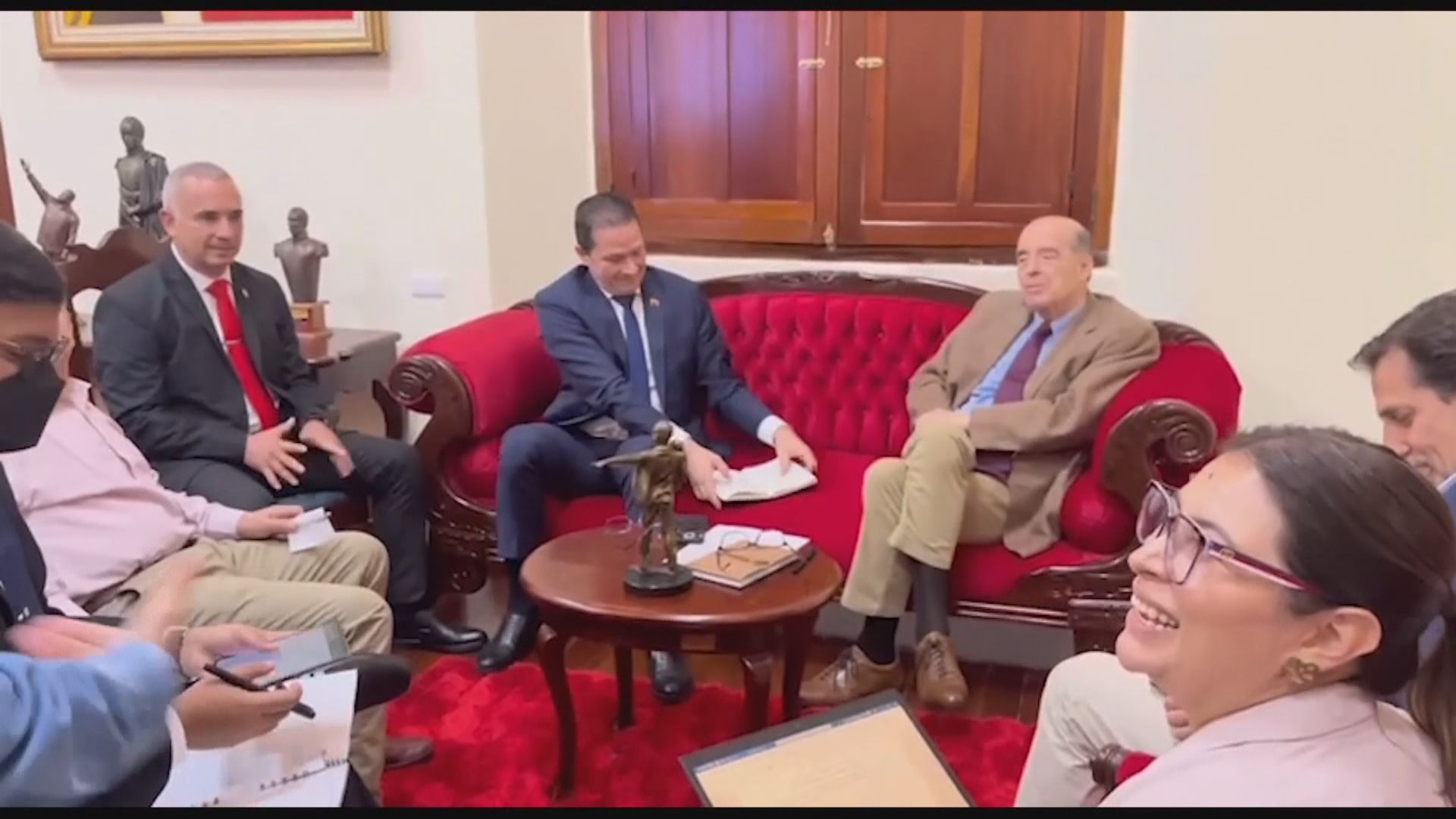 委內瑞拉與哥倫比亞斷交三年後　宣布恢復外交關係