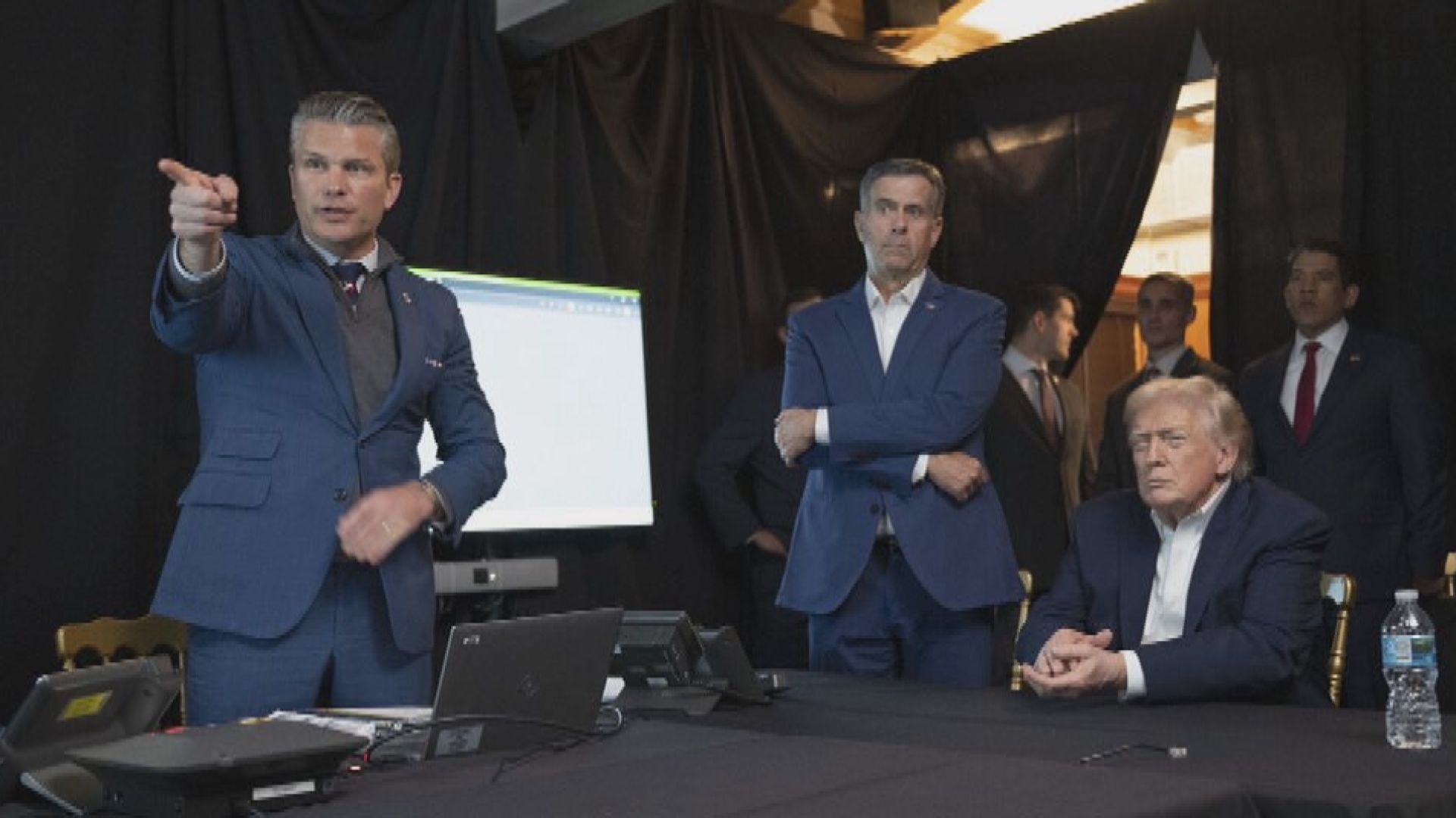 委內瑞拉局勢｜美軍突襲行動謀劃多月CIA潛伏與線人裡應外合生擒馬杜羅(郭寶鴻報道) | Now 新聞