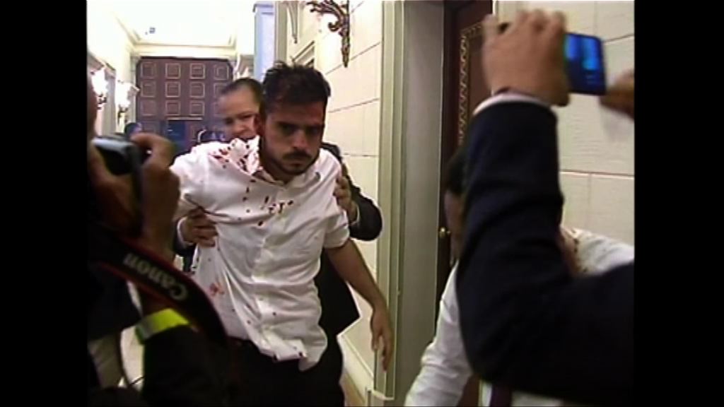 馬杜羅支持者闖國會襲擊反對派議員