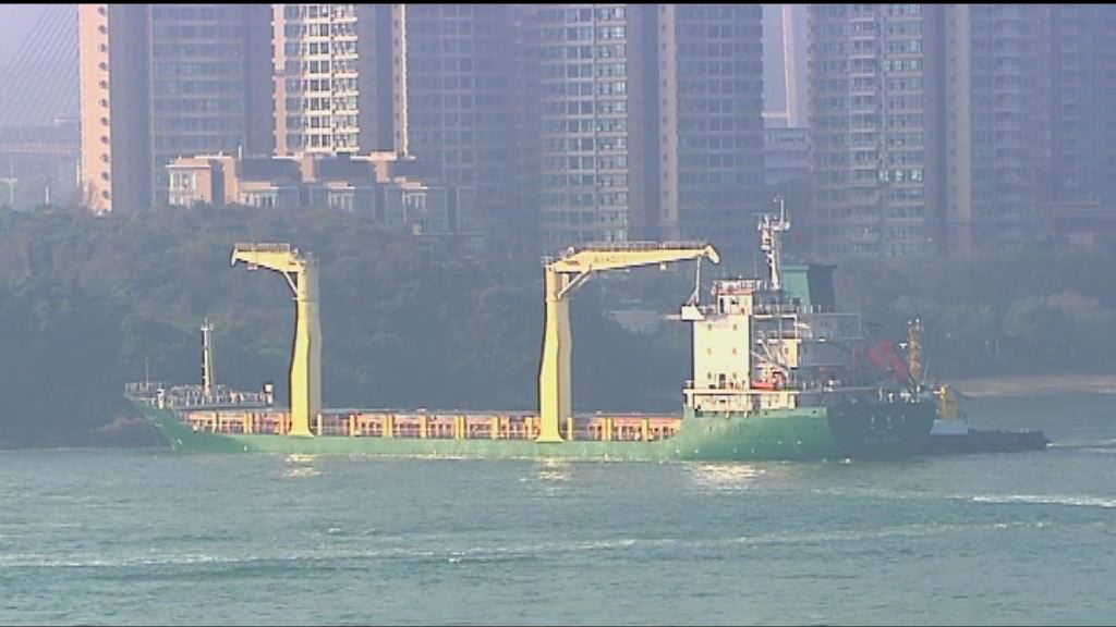 貨櫃船馬灣擱淺　16船員無礙