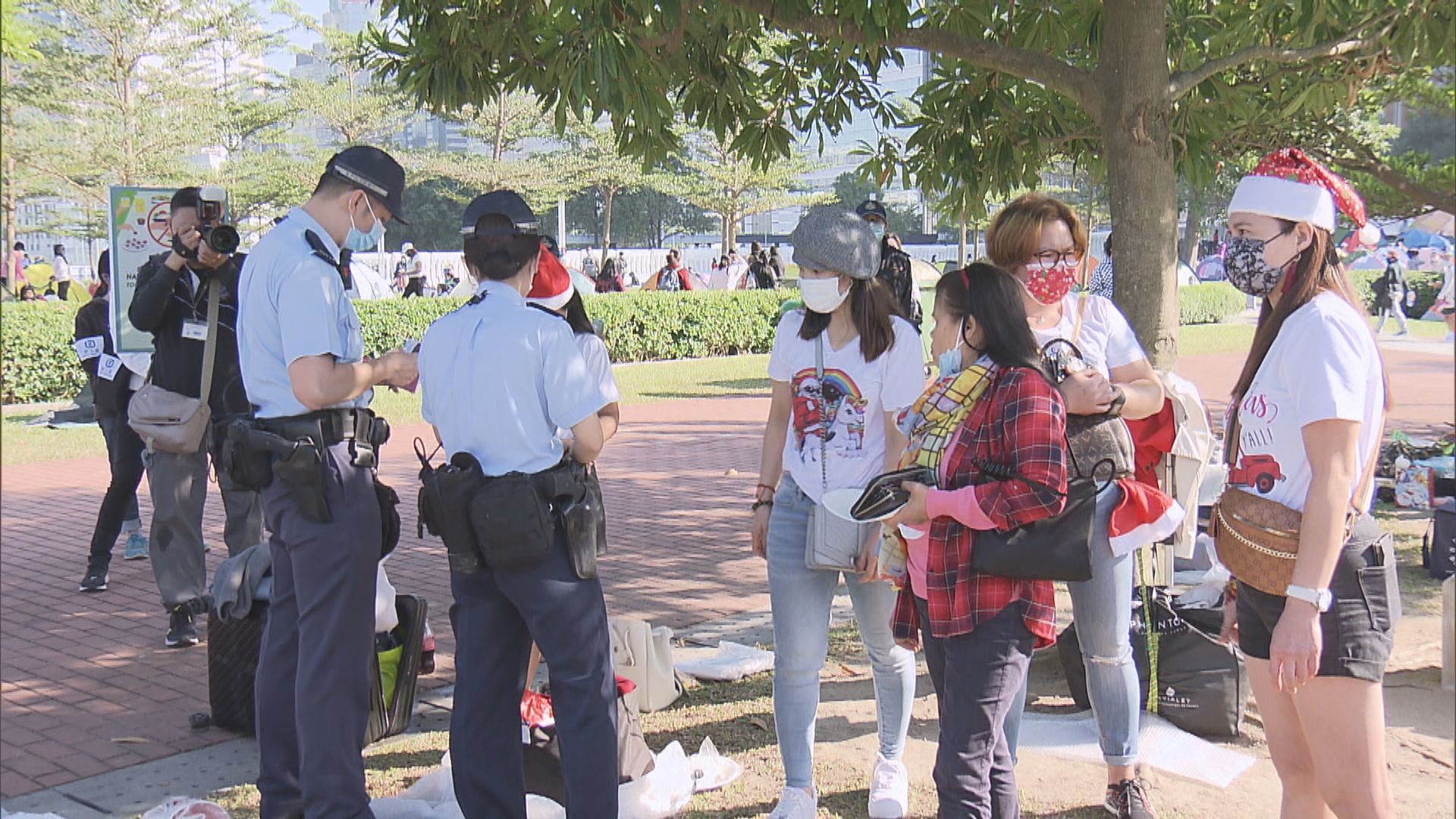 多個部門就限聚及口罩令在元旦長假發出90張告票